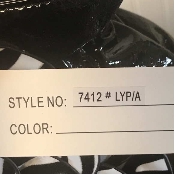 Candies Zebra Vegan Black Patent Shoulder Bag - Picture 6 of 8